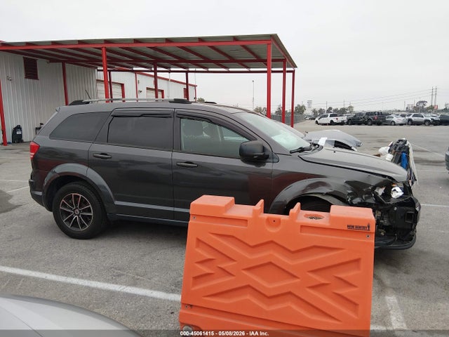 Продаж на аукціоні авто 2018 Dodge Journey Se, vin: 3C4PDCAB8JT375711, номер лоту: 45061415