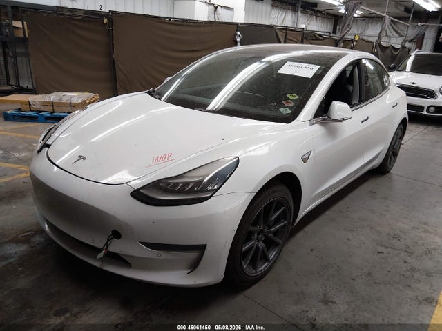 Продажа на аукционе авто 2018 Tesla Model 3 Long Range/mid Range, vin: 5YJ3E1EA1JF071894, номер лота: 45061450