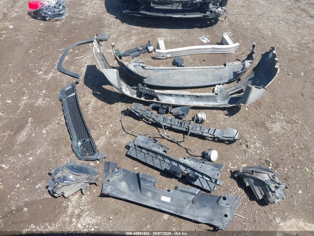 2015 Jeep Cherokee Latitude მანქანა იყიდება აუქციონზე, vin: 1C4PJMCS7FW635383, აუქციონის ნომერი: 45061452