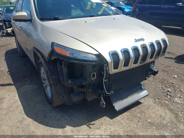 2015 Jeep Cherokee Latitude მანქანა იყიდება აუქციონზე, vin: 1C4PJMCS7FW635383, აუქციონის ნომერი: 45061452