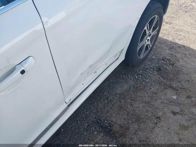45061494 :رقم المزاد ، YV4902DZ3E2518799 vin ، 2014 Volvo Xc60 T6 R-design مزاد بيع