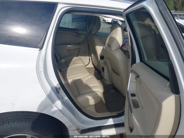 45061494 :رقم المزاد ، YV4902DZ3E2518799 vin ، 2014 Volvo Xc60 T6 R-design مزاد بيع