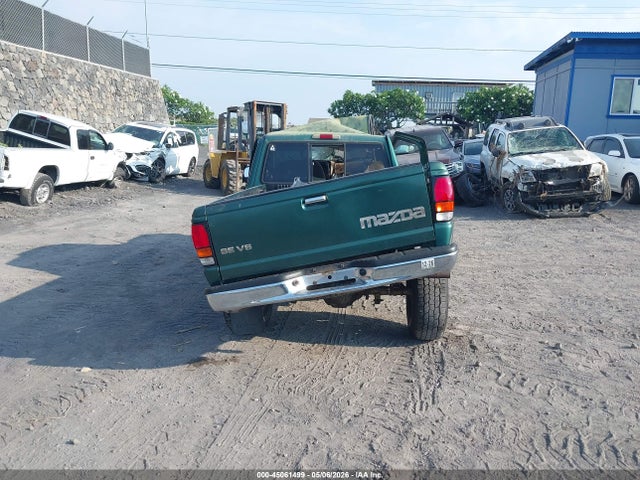 45061499 :رقم المزاد ، 4F4ZR17XXXTM39647 vin ، 1999 Mazda B4000 Se/tl مزاد بيع