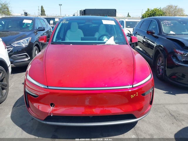 7SAYGDED8TF405761 Tesla Model Y Premium Rear-wheel Drive/standard Rear-wheel Drive