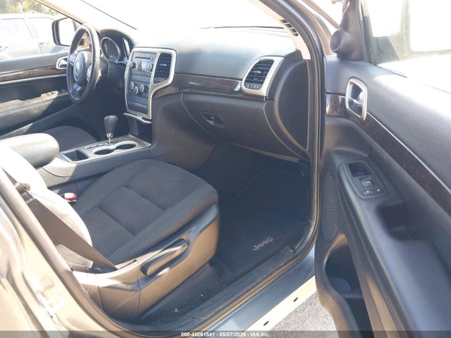 2012 Jeep Grand Cherokee Laredo მანქანა იყიდება აუქციონზე, vin: 1C4RJFAG9CC323484, აუქციონის ნომერი: 45061541
