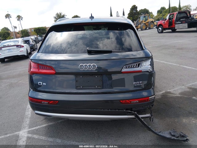 WA1BNAFY6J2223706 Audi Q5 2.0t Premium/2.0t Tech Premium