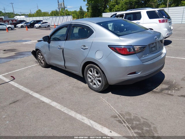 Продажа на аукционе авто 2017 Toyota Yaris Ia, vin: 3MYDLBYV1HY183724, номер лота: 45061561