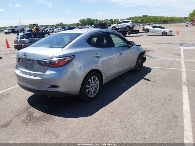 Продажа на аукционе авто 2017 Toyota Yaris Ia, vin: 3MYDLBYV1HY183724, номер лота: 45061561