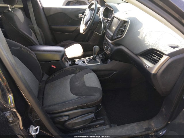 45061569 :رقم المزاد ، 1C4PJMCS1EW108602 vin ، 2014 Jeep Cherokee Latitude مزاد بيع