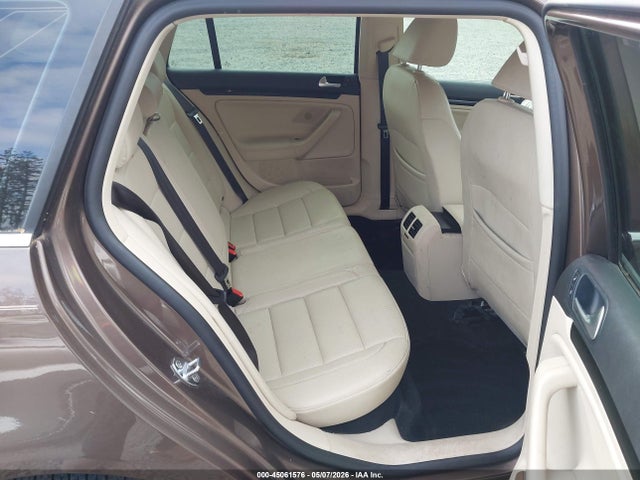 2011 Volkswagen Jetta Sportwagen 2.0l Tdi მანქანა იყიდება აუქციონზე, vin: 3VWPL7AJ2BM707796, აუქციონის ნომერი: 45061576