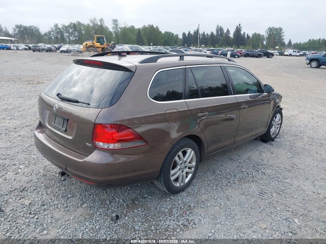 2011 Volkswagen Jetta Sportwagen 2.0l Tdi მანქანა იყიდება აუქციონზე, vin: 3VWPL7AJ2BM707796, აუქციონის ნომერი: 45061576