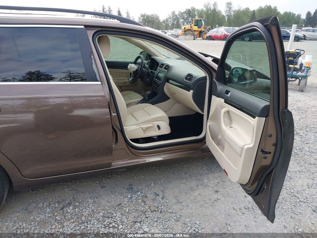 2011 Volkswagen Jetta Sportwagen 2.0l Tdi მანქანა იყიდება აუქციონზე, vin: 3VWPL7AJ2BM707796, აუქციონის ნომერი: 45061576