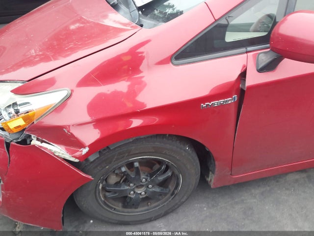 45061578 :رقم المزاد ، JTDKN3DU2F2004847 vin ، 2015 Toyota Prius Two مزاد بيع