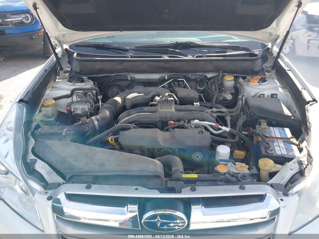 Продажа на аукционе авто 2014 Subaru Outback 2.5i Premium, vin: 4S4BRBCC5E3304653, номер лота: 45061593