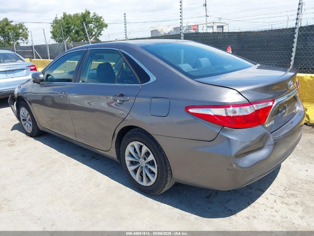 4T1BF1FK1HU271994 Toyota CAMRY LE