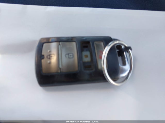 Продажа на аукционе авто 2016 Kia Cadenza Premium, vin: KNALN4D71G5206127, номер лота: 45061620