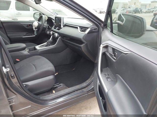 2024 Toyota Rav4 Le მანქანა იყიდება აუქციონზე, vin: 2T3H1RFV8RW323583, აუქციონის ნომერი: 45061642