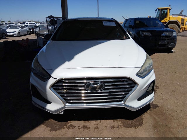 5NPE24AF1JH725086 Hyundai SONATA SE