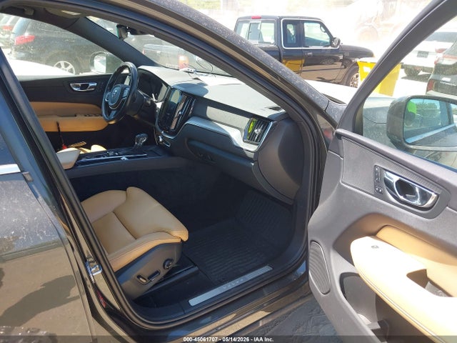 45061707 :رقم المزاد ، LYV102DK5KB188208 vin ، 2019 Volvo Xc60 T5 Momentum مزاد بيع