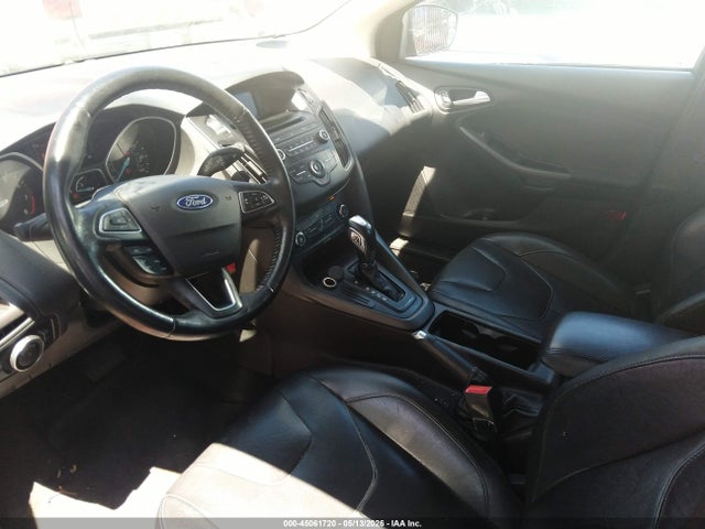 1FADP3K26FL302712 Ford FOCUS SE
