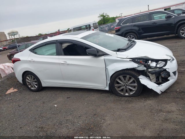 Продажа на аукционе авто 2015 Hyundai Elantra Se, vin: 5NPDH4AE5FH636078, номер лота: 45061732