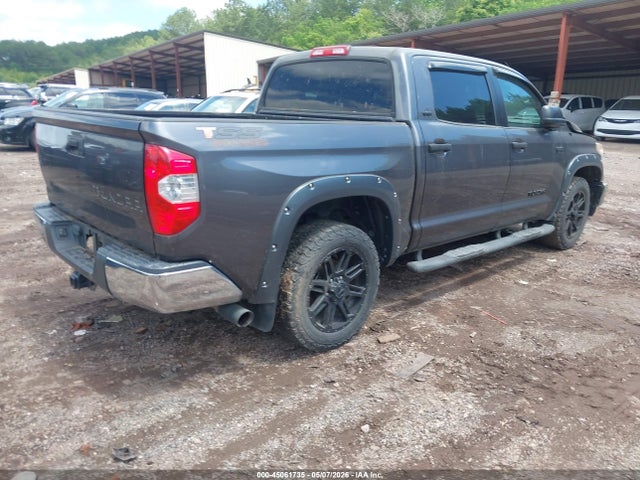 45061735 :رقم المزاد ، 5TFEY5F19JX240894 vin ، 2018 Toyota Tundra Sr5 5.7l V8 مزاد بيع