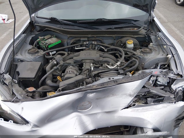 JF1ZNAA18H8700812 Toyota 86