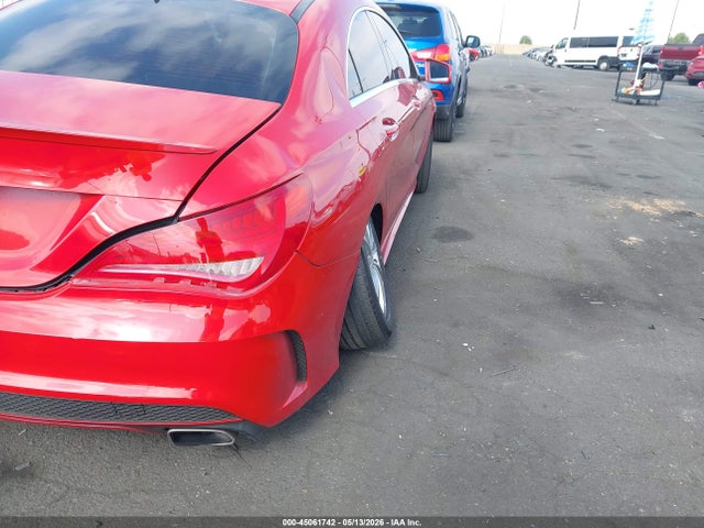 45061742 :رقم المزاد ، WDDSJ4EB2FN285597 vin ، 2015 Mercedes-benz Cla 250 مزاد بيع