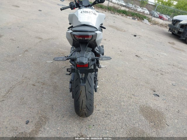 Yamaha MT09 2025 JYARN94E0SA003198 Image 6