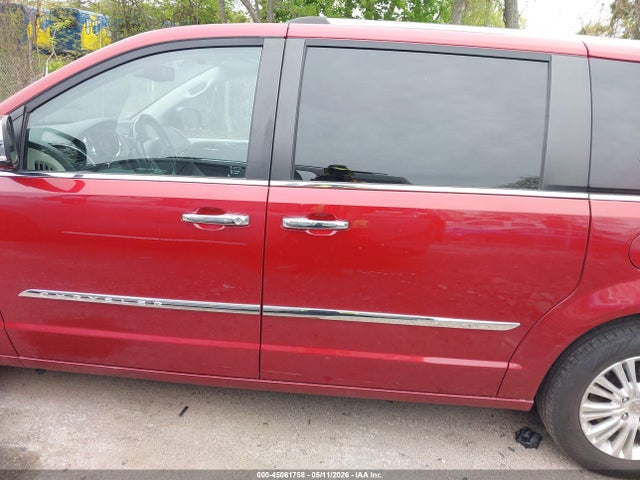 45061758 :رقم المزاد ، 2C4RC1GG7FR506124 vin ، 2015 Chrysler Town & Country Limited Platinum مزاد بيع