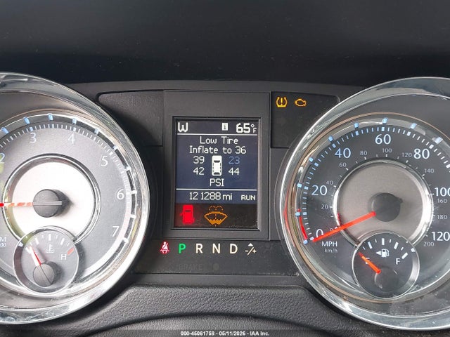 45061758 :رقم المزاد ، 2C4RC1GG7FR506124 vin ، 2015 Chrysler Town & Country Limited Platinum مزاد بيع