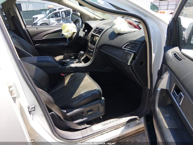 2011 Lincoln Mkx მანქანა იყიდება აუქციონზე, vin: 2LMDJ6JK9BBJ06174, აუქციონის ნომერი: 45061776