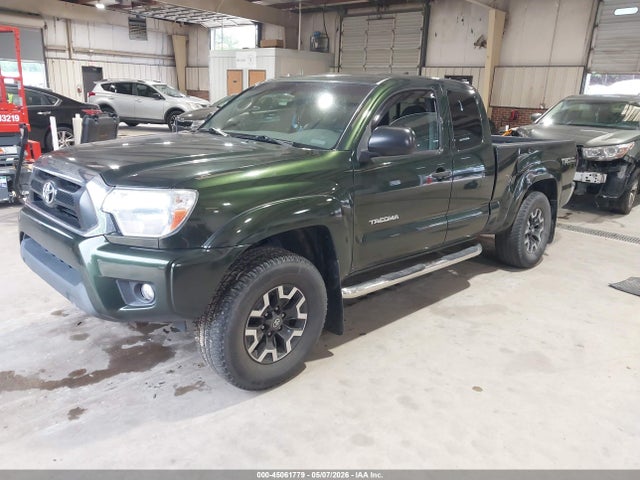 45061779 :رقم المزاد ، 5TFUU4EN8CX033468 vin ، 2012 Toyota Tacoma Base V6 مزاد بيع