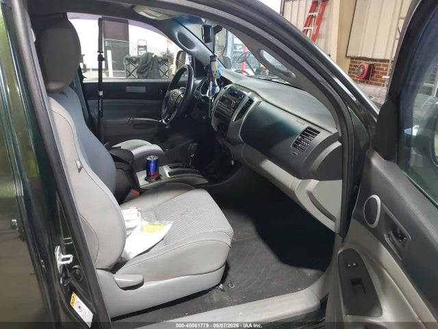45061779 :رقم المزاد ، 5TFUU4EN8CX033468 vin ، 2012 Toyota Tacoma Base V6 مزاد بيع