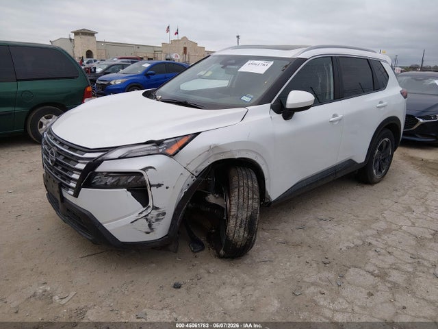 JN8BT3BA8SW006625 Nissan Rogue Sv Fwd