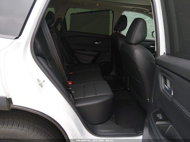 JN8BT3BA8SW006625 Nissan Rogue Sv Fwd