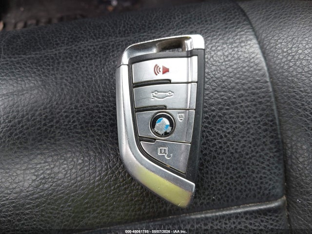 Продажа на аукционе авто 2015 Bmw X5 Xdrive35i, vin: 5UXKR0C56F0P02725, номер лота: 45061785