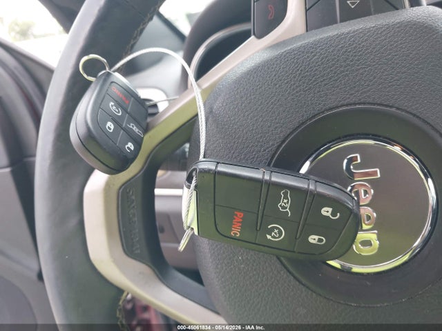 1C4RJFBG6HC764656 Jeep Grand Cherokee Limited
