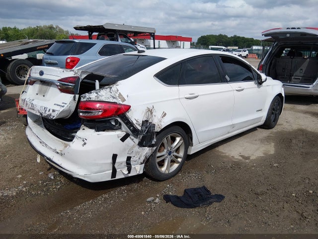 45061840 :رقم المزاد ، 3FA6P0LU7JR169153 vin ، 2018 Ford Fusion Hybrid Se مزاد بيع