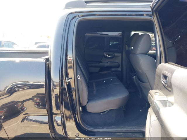 2018 Toyota Tacoma Trd Sport მანქანა იყიდება აუქციონზე, vin: 3TMBZ5DN4JM014970, აუქციონის ნომერი: 45061878