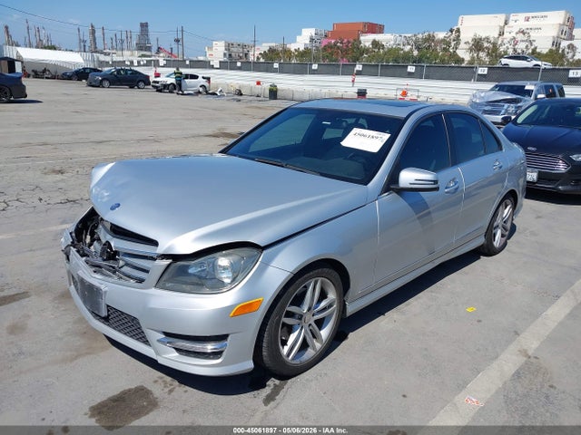 Продаж на аукціоні авто 2013 Mercedes-benz C 250 Sport, vin: WDDGF4HB6DA763317, номер лоту: 45061897