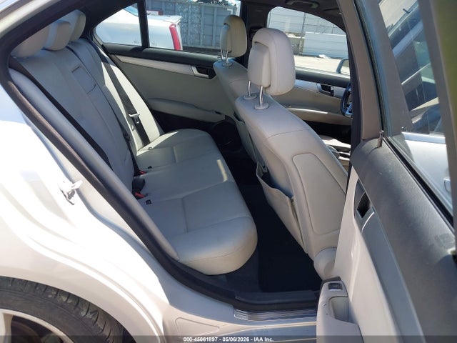 Продаж на аукціоні авто 2013 Mercedes-benz C 250 Sport, vin: WDDGF4HB6DA763317, номер лоту: 45061897