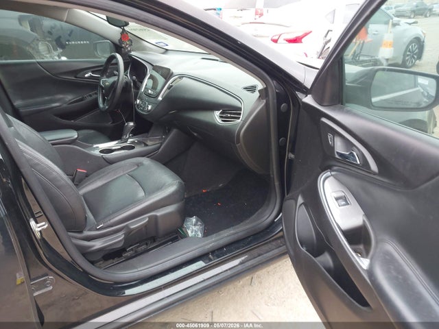 1G1ZE5ST1HF227678 Chevrolet MALIBU 1LT