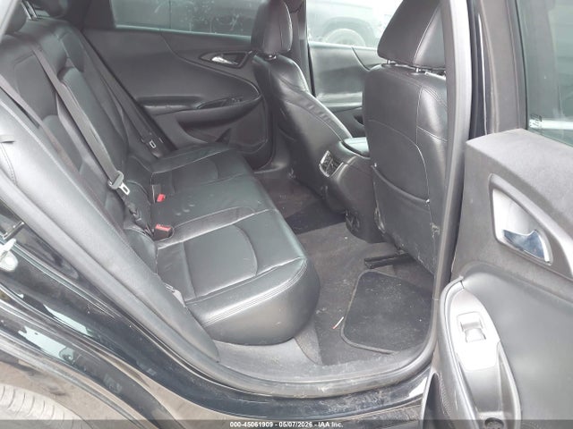 1G1ZE5ST1HF227678 Chevrolet MALIBU 1LT