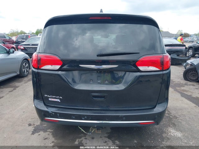 Продажа на аукционе авто 2017 Chrysler Pacifica Touring-l, vin: 2C4RC1BG9HR759620, номер лота: 45061926