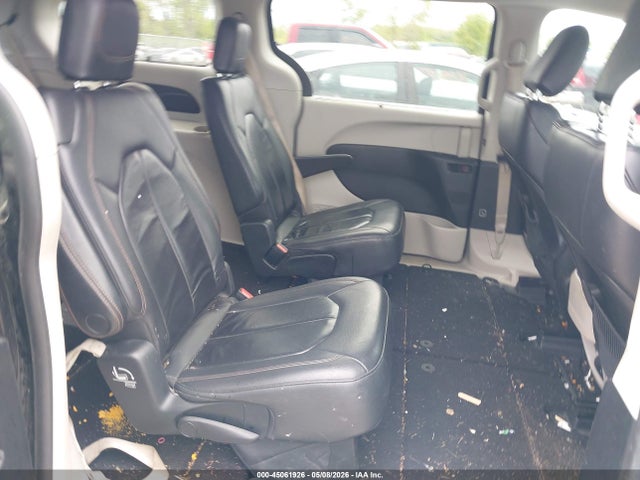 Продажа на аукционе авто 2017 Chrysler Pacifica Touring-l, vin: 2C4RC1BG9HR759620, номер лота: 45061926