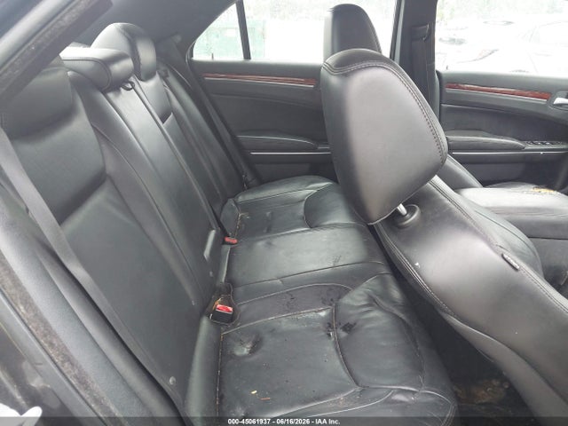 45061937 :رقم المزاد ، 2C3CCARG0DH575229 vin ، 2013 Chrysler 300 Motown مزاد بيع