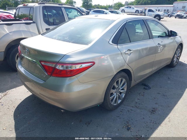 2015 Toyota Camry Xle V6 მანქანა იყიდება აუქციონზე, vin: 4T1BK1FKXFU565709, აუქციონის ნომერი: 45061942