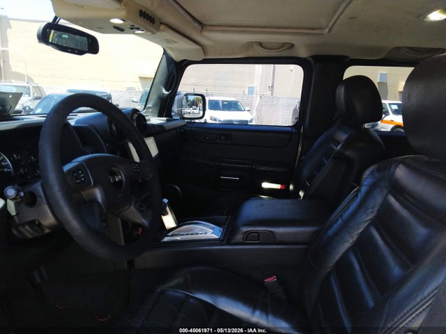 45061971 :رقم المزاد ، 5GRGN23UX5H131485 vin ، 2005 Hummer H2 Suv مزاد بيع