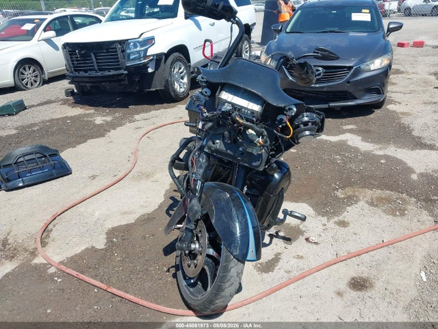 2013 Harley-davidson Fltru Road Glide Ultra მანქანა იყიდება აუქციონზე, vin: 1HD1KGM12DB667963, აუქციონის ნომერი: 45061973